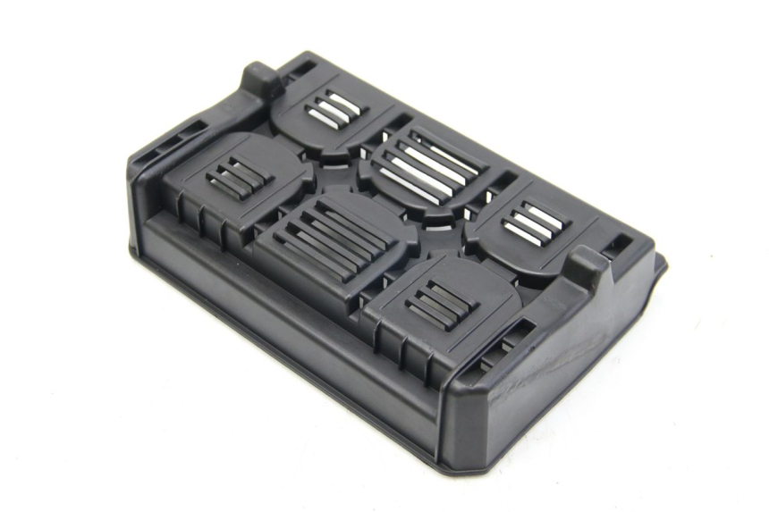 photo de BATTERY COVER PEUGEOT E-VIVACITY 1 (2012 - 2018) - Component detail