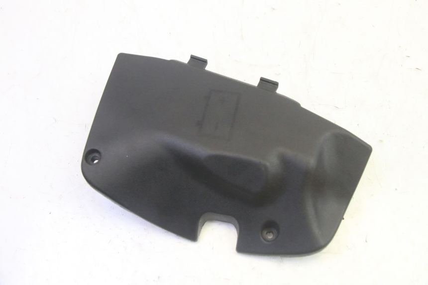 photo de BATTERY COVER PIAGGIO FLY 4T 50 (2013 - 2017) - Component detail
