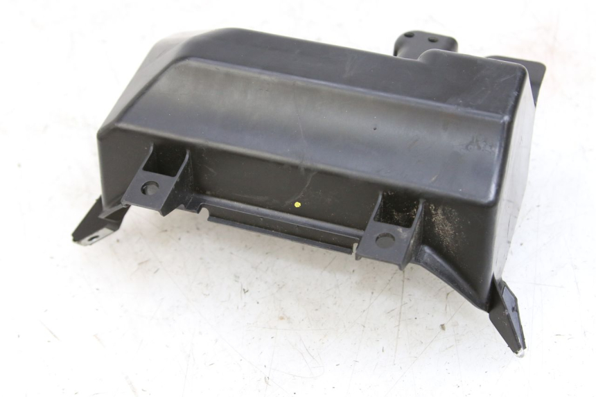 photo de BATTERY COVER HONDA FORZA 125 (2015 - 2016) - Alternative perspective