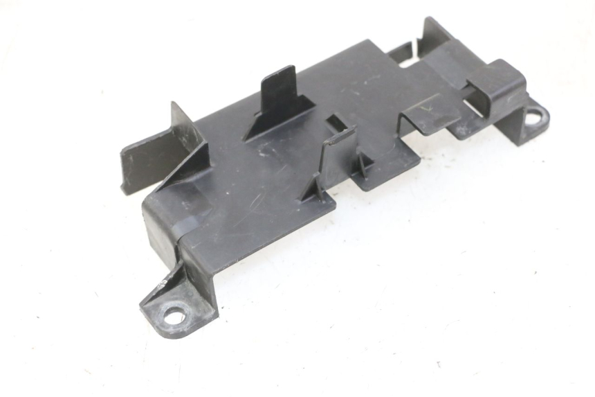 photo de BATTERY COVER YAMAHA FZ6 FAZER S2 600 (2007 - 2011) - Product overview