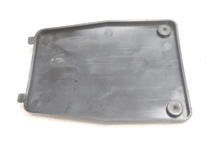 photo de BATTERY COVER VASTRO GP 2T 50 (2013 - 2017) - Technical close-up