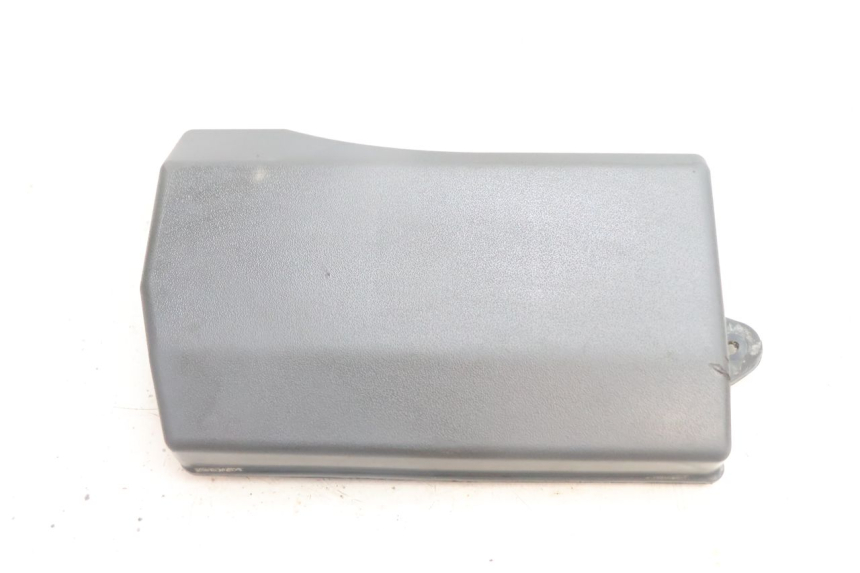 photo de BATTERY COVER PIAGGIO LIBERTY 125 (1998 - 2008) - Component detail
