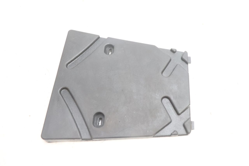 photo de BATTERY COVER LONGJIA LJ50QT 8M 2T 50 (2010 - 2017) - Component detail