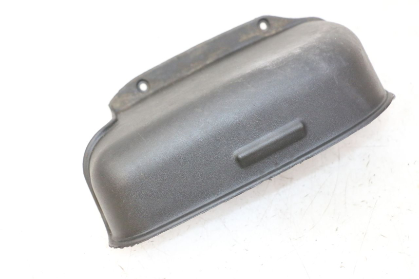 photo de BATTERY COVER PIAGGIO MP3 125 (2006 - 2014) - Zoom on usage condition