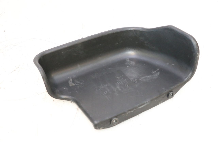 photo de BATTERY COVER PIAGGIO MP3 RL 250 (2006 - 2010) - Technical close-up