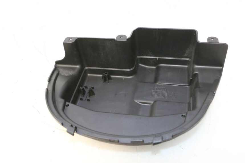 photo de BATTERY COVER PIAGGIO MP3 500 (2016 - 2018) - Zoom on usage condition