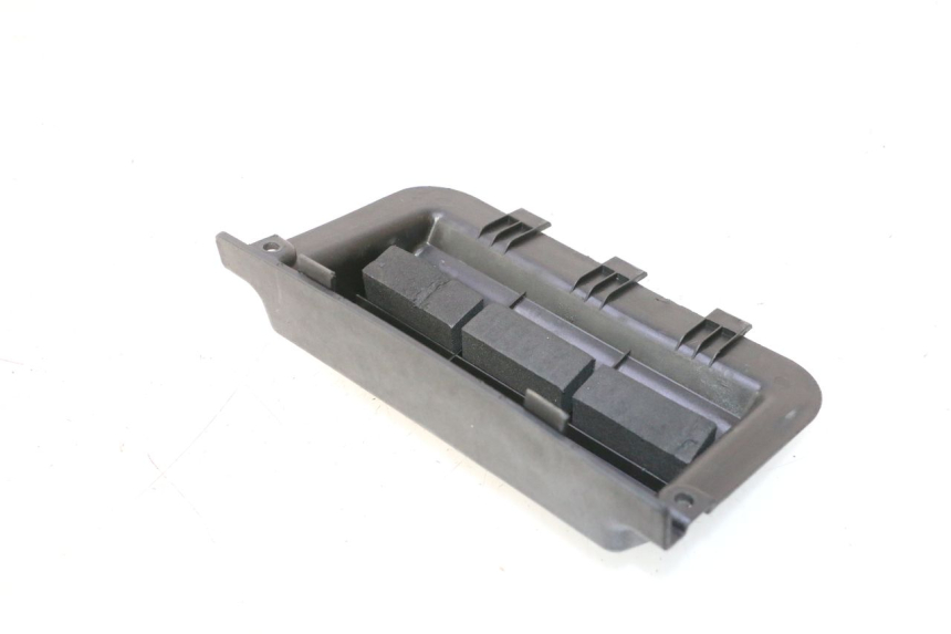 photo de BATTERY COVER PIAGGIO NEW TYPHOON 50 (2018 - 2021) - Alternative perspective