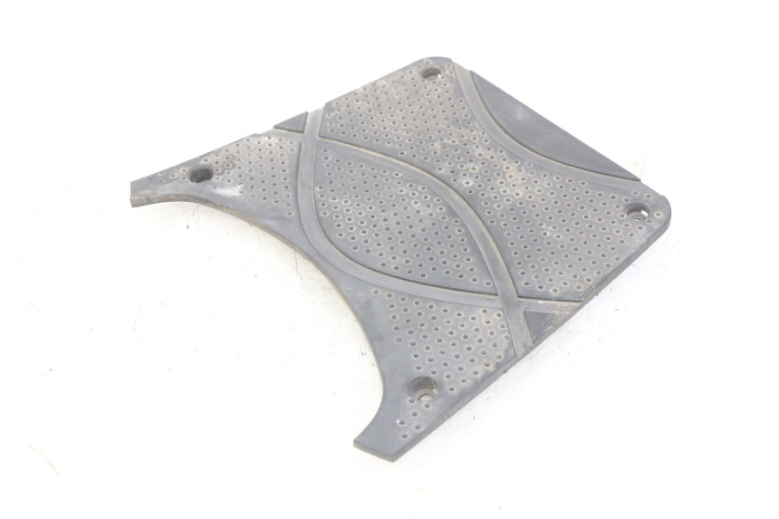 photo de BATTERY COVER SYM ORBIT 2 4T 50 (2008 - 2017) - Zoom on usage condition