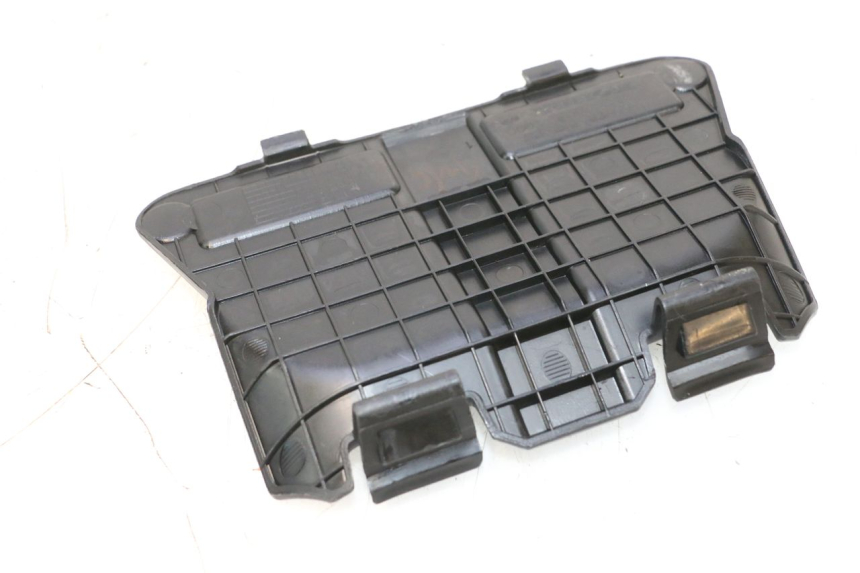 photo de BATTERY COVER HONDA PCX (JF57/JF64) 125 (2014 - 2018) - Component detail