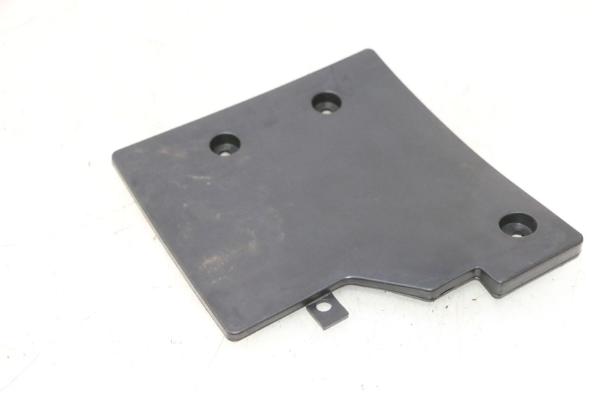 photo de BATTERY COVER TNT MOTOR ROMA 12' 2T 50 (2007 - 2018) - Zoom on usage condition