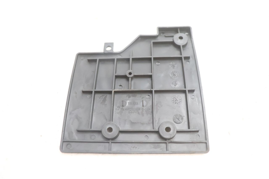 photo de BATTERY COVER TNT MOTOR ROMA 12' 2T 50 (2007 - 2018) - Zoom on usage condition