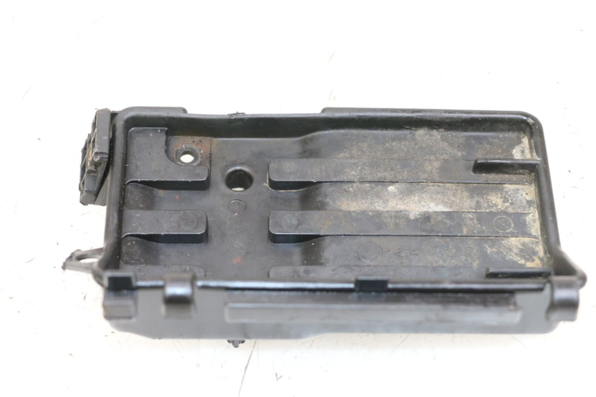 photo de BATTERY COVER GILERA RUNNER LC 50 (1997 - 1998) - Alternative perspective