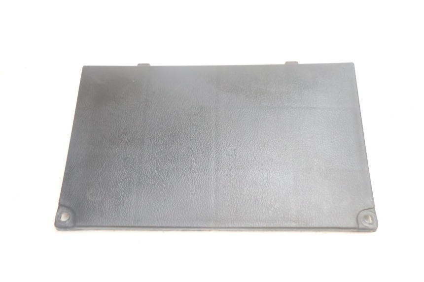 photo de BATTERY COVER RAZZO STEED 125 (2012 - 2018) - Main view
