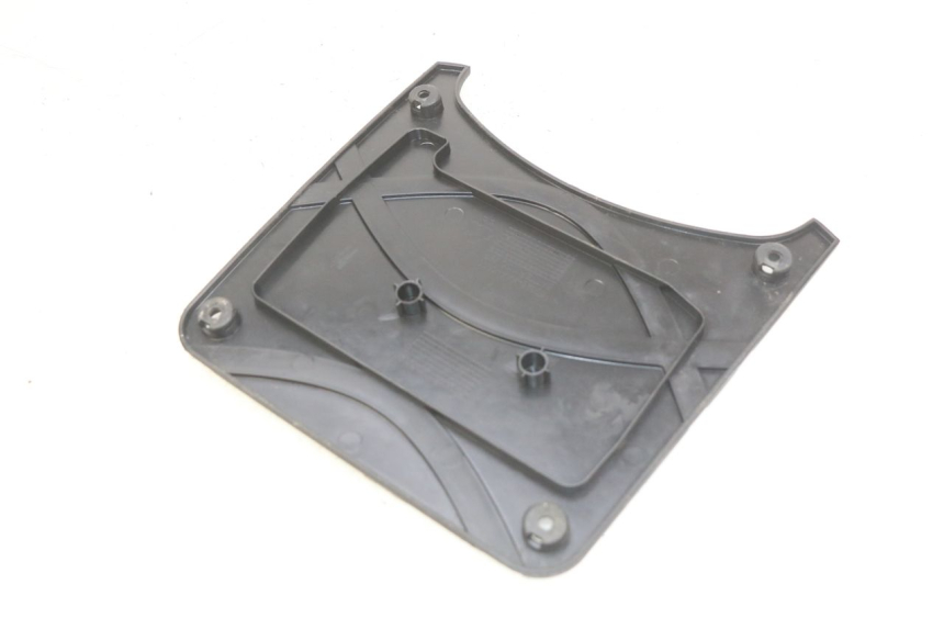 photo de BATTERY COVER SYM X-PRO 4T 50 (2014 - 2021) - Component detail