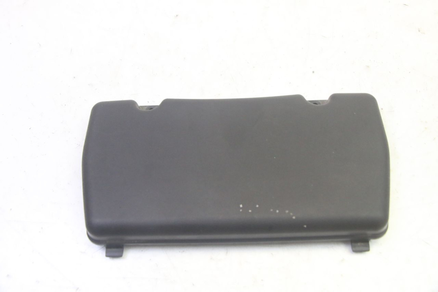 photo de BATTERY COVER PIAGGIO XEVO - X EVO 125 (2007 - 2017) - Component detail