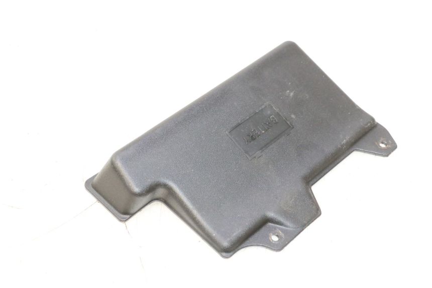 photo de BATTERY COVER PIAGGIO ZIP 2T 50 (2009 - 2019) - Zoom on usage condition