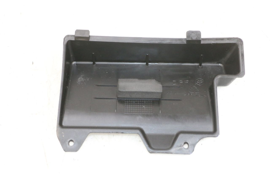 photo de BATTERY COVER PIAGGIO ZIP 4T 50 (2018 - 2020) - Component detail