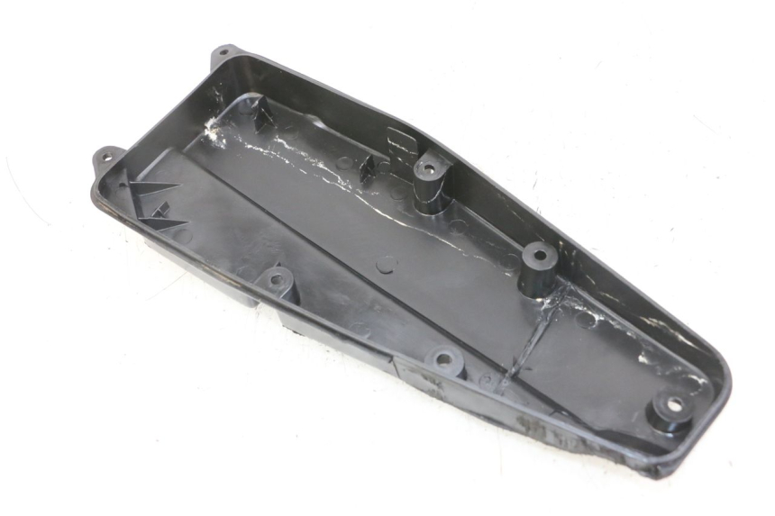 photo de BOX FILTER COVER GOES WIKI 125 (2010 - 2015) - Component detail