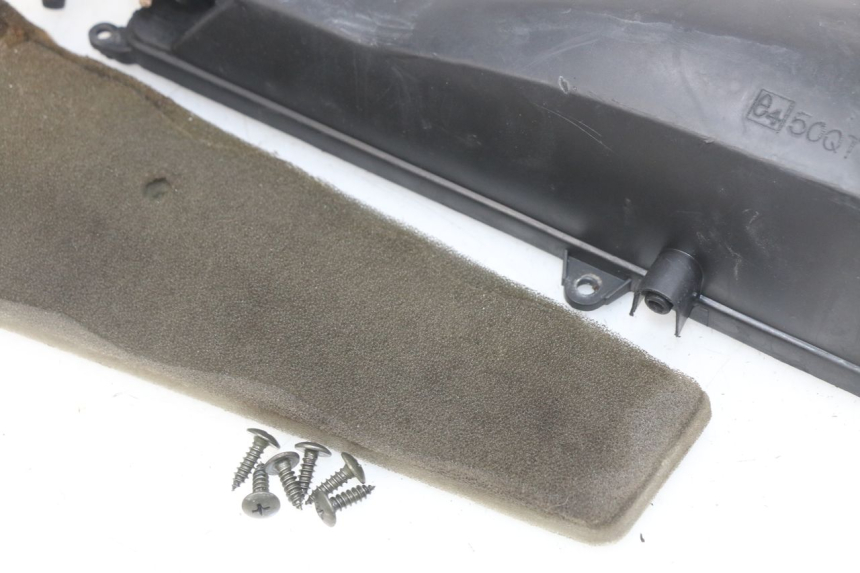 photo de AIRBOX COVER JM MOTORS OLDIES 4T 50 (2010 - 2020) - Technical close-up