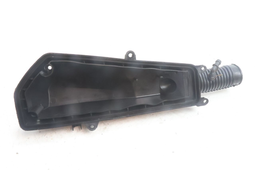 photo de BOX FILTER COVER TNT MOTOR ROMA 10' 4T 50 (2007 - 2018) - Fixing points details
