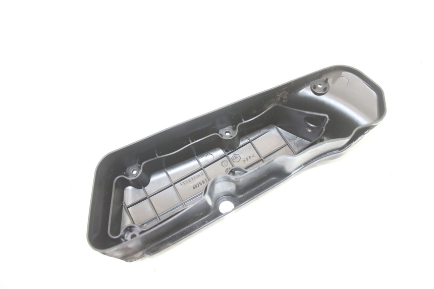 photo de BOX FILTER COVER GILERA RUNNER SP 50 (2006 - 2008) - Fixing points details