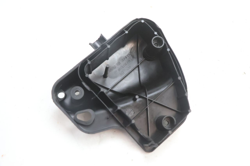 photo de BOX FILTER COVER PEUGEOT TREKKER TKR 50 (2005 - 2014) - Component detail