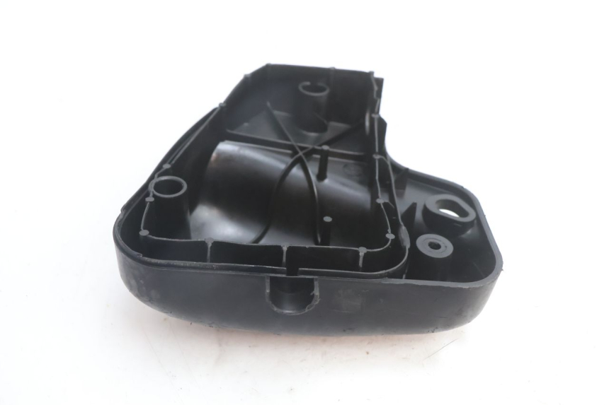 photo de BOX FILTER COVER PEUGEOT TREKKER TKR 50 (2005 - 2014) - Alternative perspective