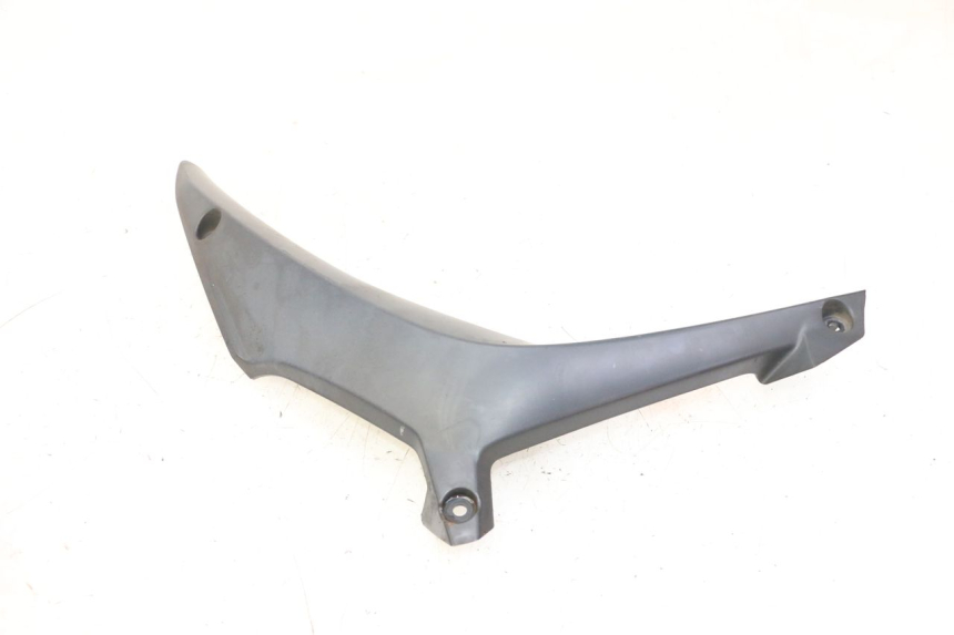 photo de RIGHT SIDE FRAME COVER QUADRO 4 4D 350 (2015 - 2018) - Technical close-up