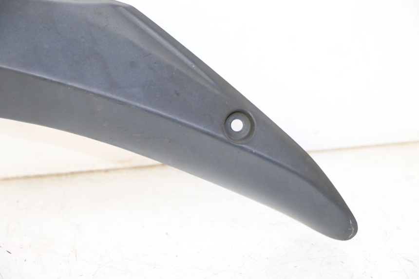 photo de RIGHT SIDE FRAME COVER QUADRO 4 4D 350 (2015 - 2018) - Fixing points details