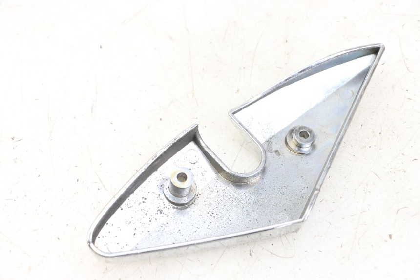 photo de Right side lateral frame cover HYOSUNG GV AQUILA 125 (2000 - 2009) - Alternative perspective