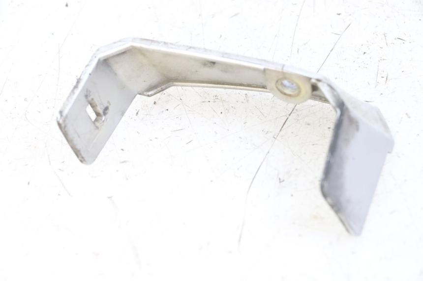 photo de RIGHT SIDE FRAME COVER HONDA FJS SILVERWING SILVER WING 600 (2001 - 2010) - Alternative perspective