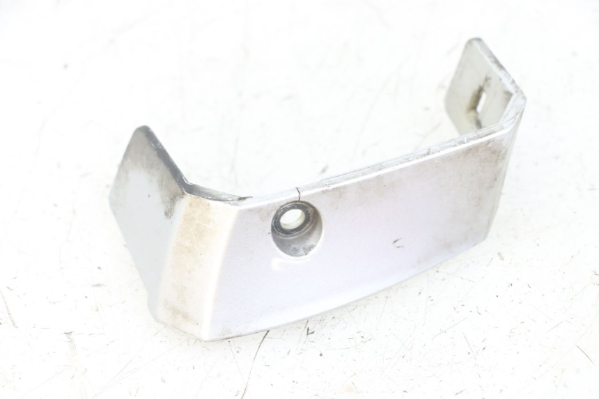 photo de RIGHT SIDE FRAME COVER HONDA FJS SILVERWING SILVER WING 600 (2001 - 2010) - Technical close-up