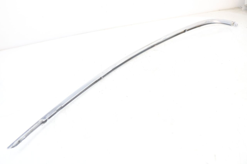 photo de RIGHT SIDE FRAME COVER PEUGEOT DJANGO 125 (2014 - 2017) - Technical close-up