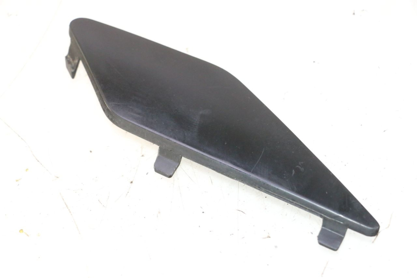 photo de RIGHT SIDE FRAME COVER PEUGEOT SATELIS 125 (2013 - 2018) - Alternative perspective