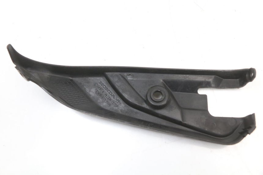 photo de RIGHT SIDE FRAME COVER HONDA SH ABS 125 (2012 - 2017) - Zoom on usage condition