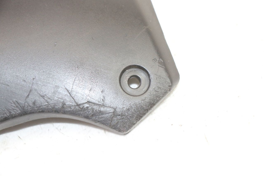 photo de RIGHT SIDE FRAME COVER PEUGEOT STREETZONE I 2T 50 (2018 - 2020) - Alternative perspective