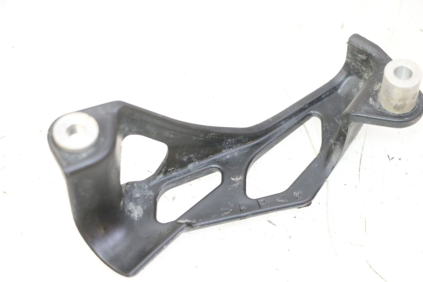 photo de RIGHT SIDE FRAME COVER YAMAHA YZ-F YZF 250 (2014 - 2018) - Component detail
