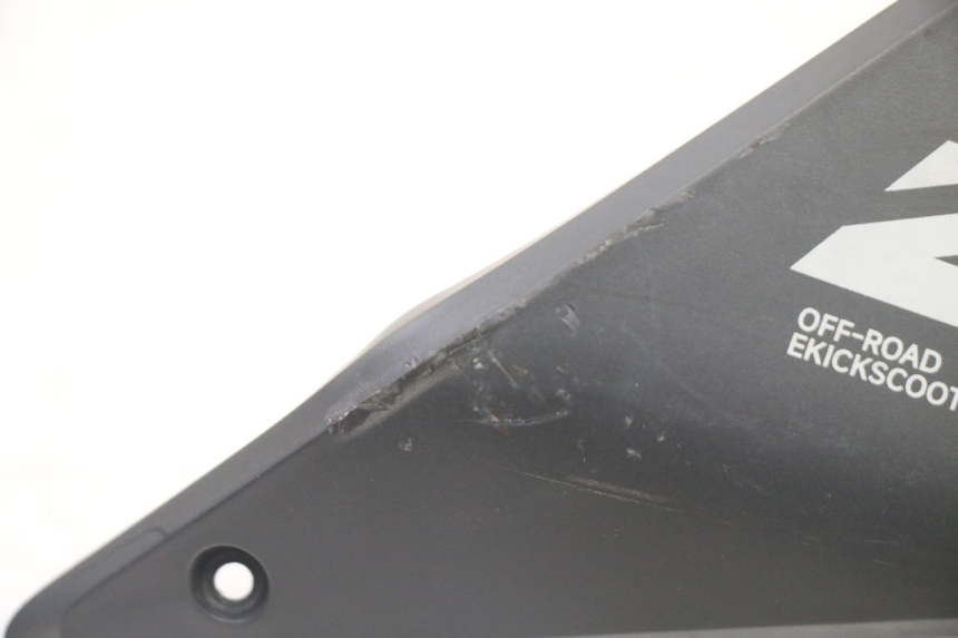 photo de RIGHT SIDE FRAME COVER SEGWAY NINEBOT ZT3 PRO 1 - Component detail