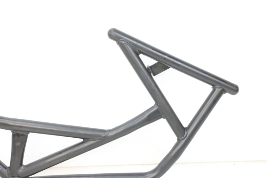 photo de LEFT SIDE FRAME COVER EBROH BRAVO GLE 1 (2020 - 2024) - Technical close-up