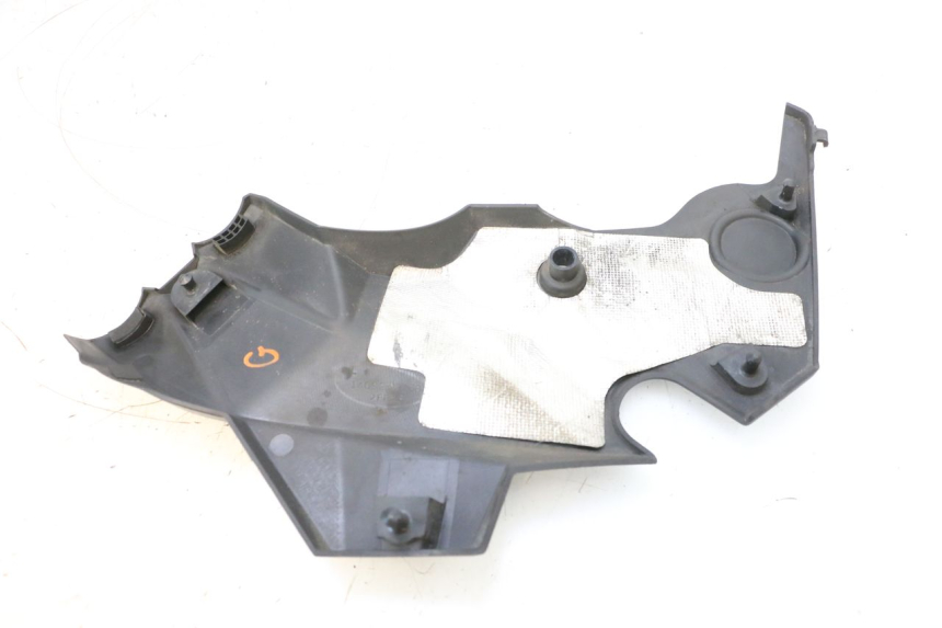 photo de LEFT SIDE FRAME COVER KAWASAKI ER-6 ER6 F ABS 650 (2012 - 2016) - Alternative perspective