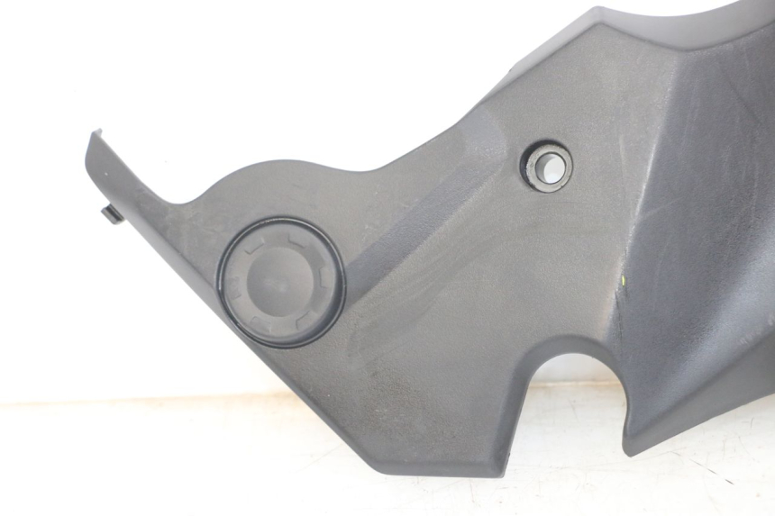 photo de LEFT SIDE FRAME COVER KAWASAKI ER-6 ER6 N 650 (2012 - 2016) - Surface and material condition