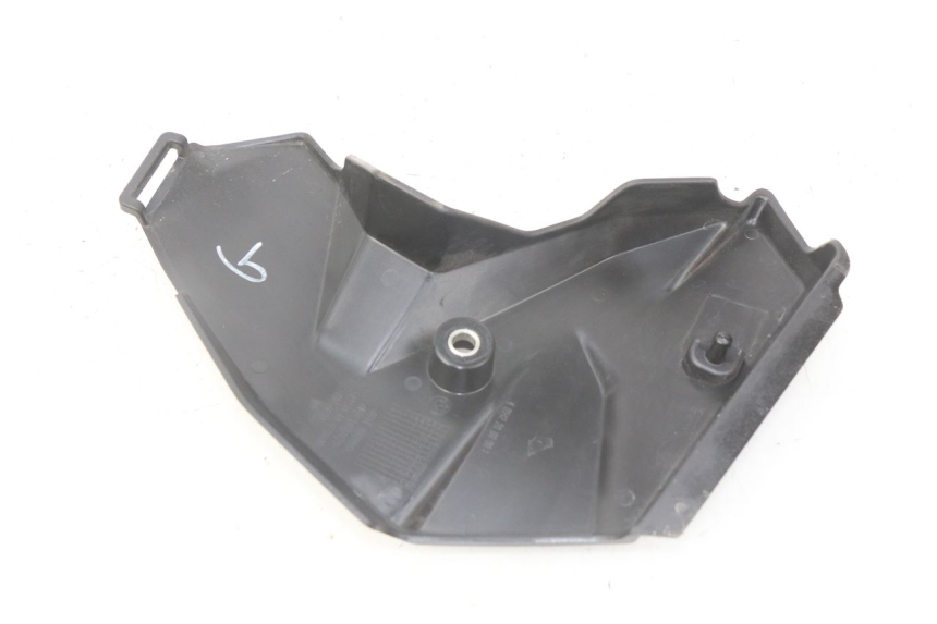 photo de LEFT SIDE FRAME COVER BMW F GS K81 850 (2018 - 2023) - Zoom on usage condition