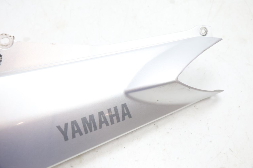 photo de LEFT SIDE FRAME COVER YAMAHA FJR 1300 (2001 - 2005) - Zoom on usage condition