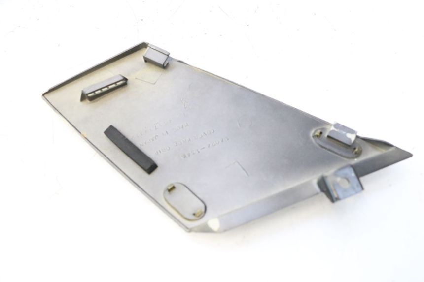 photo de LEFT SIDE FRAME COVER KAWASAKI GPX F ZX750F 750 (1986 - 1990) - Zoom on usage condition
