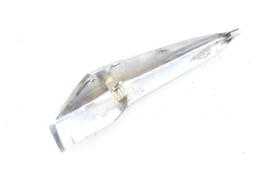 photo de LEFT SIDE LATERAL FRAME COVER PIAGGIO LIBERTY IGET S 125 (2016 - 2020) - Technical close-up