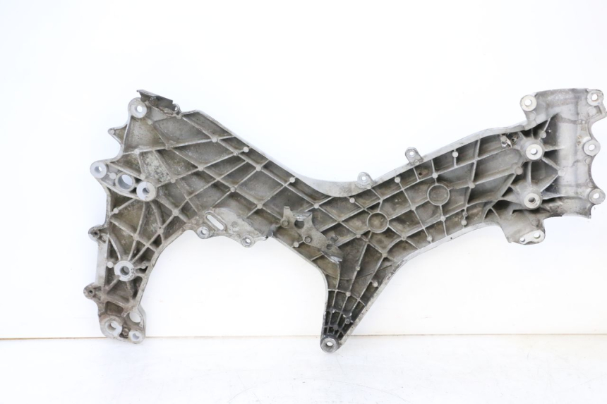 photo de LEFT SIDE CHASSIS COVER HONDA NSR R 125 (1994 - 2003) - Technical close-up