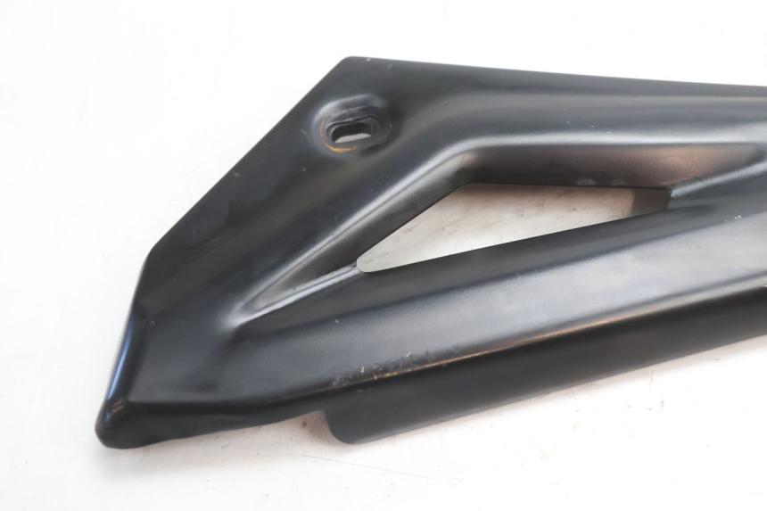 photo de LEFT SIDE FRAME COVER YAMASAKI STREET 50 (2013 - 2018) - Component detail