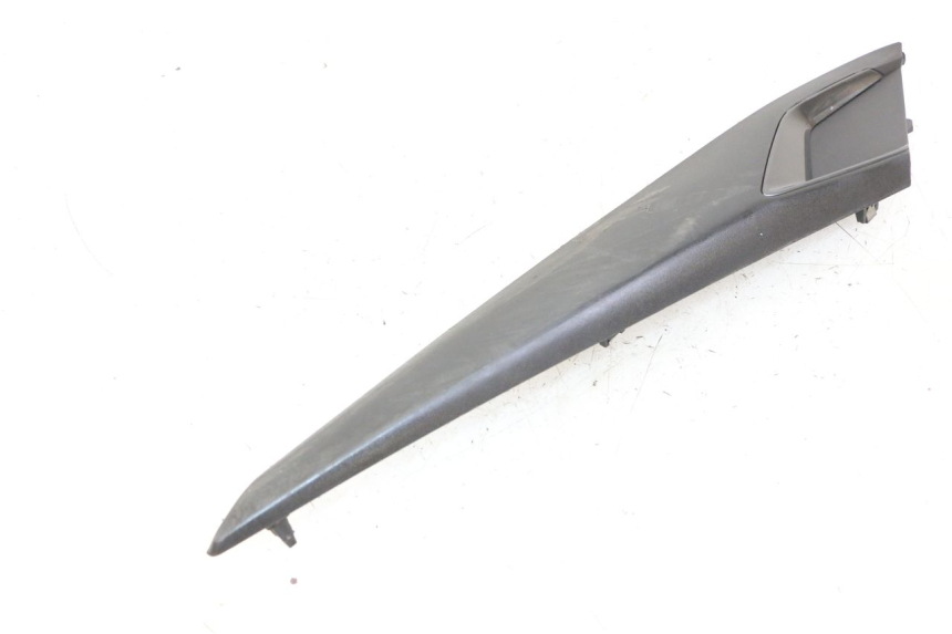 photo de LEFT SIDE FRAME COVER APRILIA SXR 50 (2021 - 2023) - Product overview