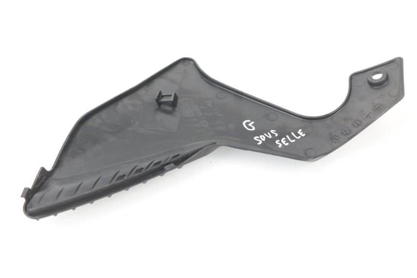 photo de LEFT SIDE FRAME COVER HONDA VFR F 1200 (2010 - 2015) - Component detail