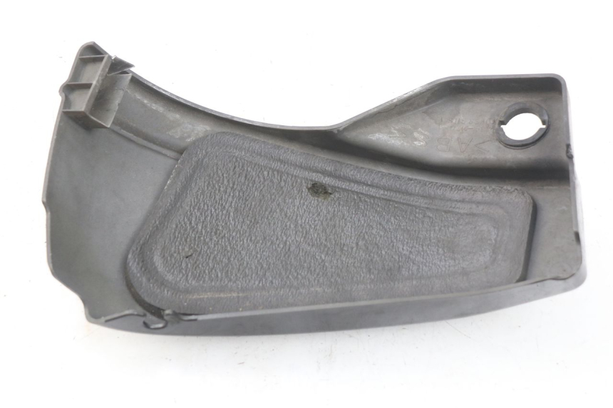 photo de LEFT SIDE FRAME COVER YAMAHA XVS DRAG STAR DRAGSTAR 650 (1997 - 2007) - Alternative perspective